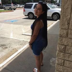 Meet your Posher, Wilnelia